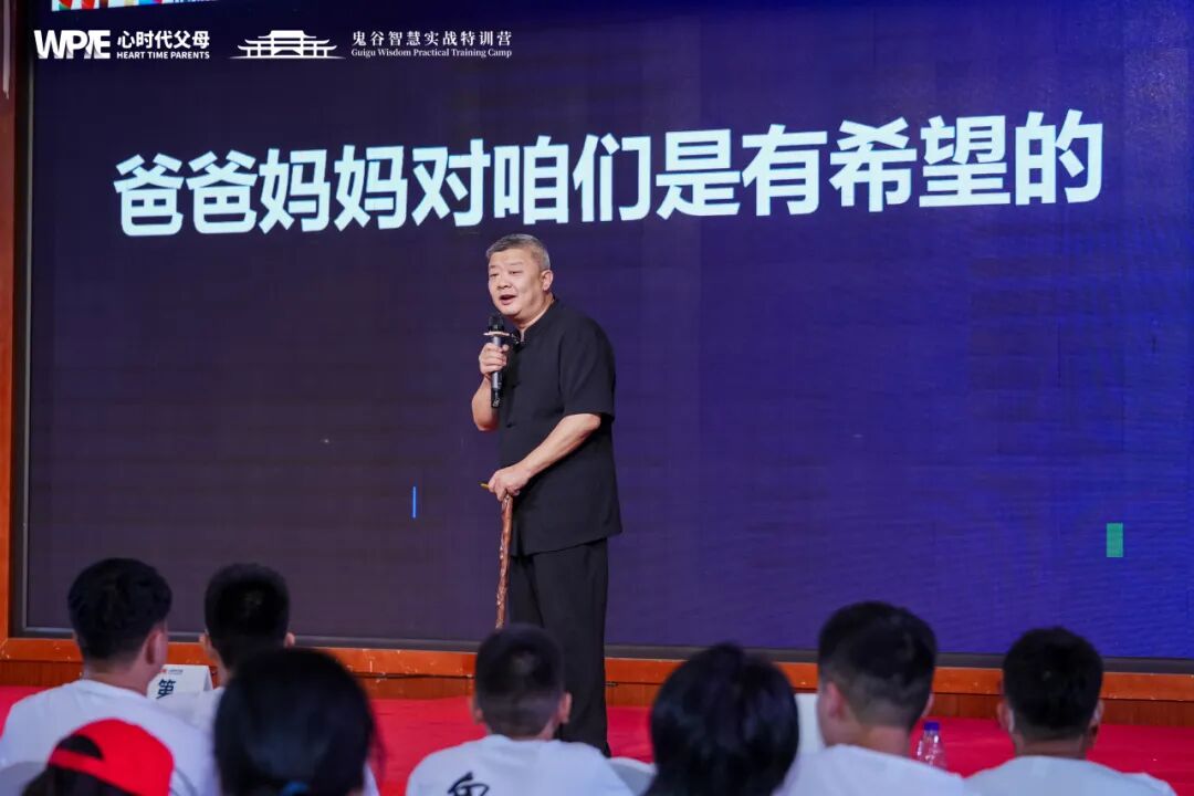 孩子为什么一直不去学校上学，你真的知道原因吗？！