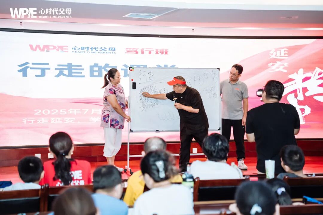 【咱们的故事】面对三个孩子的困境，我对自己说：“王锋，你得先把自己‘捞起来’！”