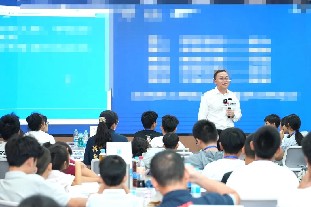 【青少年实操班】当你的孩子在课堂上不敢举手时，你的反应决定了他的未来！