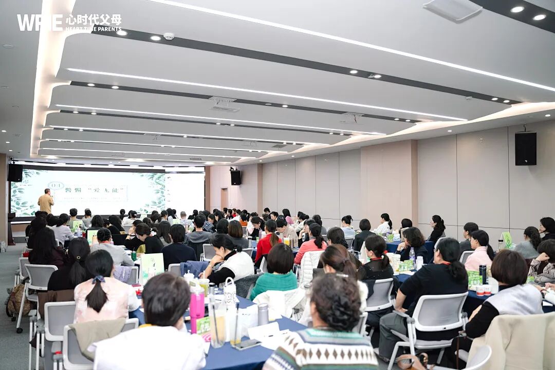 孩子借红领巾要不回来？王克老师说：“红领巾借出去要不回来不是一件小事儿，也不是一件‘破事儿’，而是......”