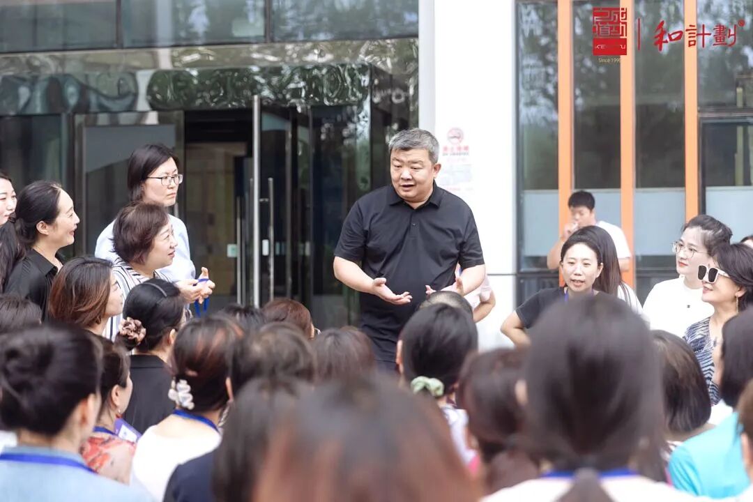 【家庭生态导师班】“妈妈，下次我要考100分！”“你能考100分？打死我都不信！”——有多少孩子被父母的“实话”毁掉