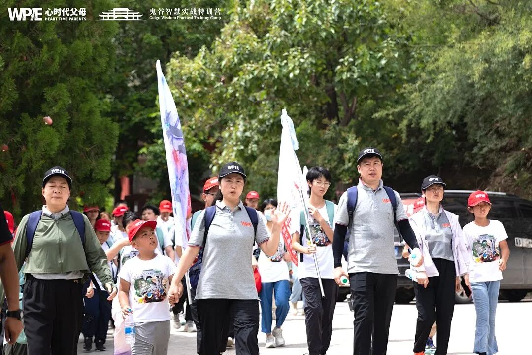 《纪琼谈家》第100期延吉读书慧圆满举行——当孩子说出“妈妈你在发光”，一切付出都值了！