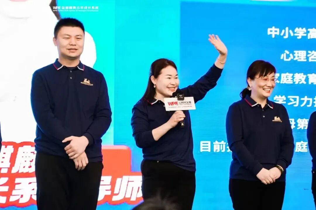 孩子开车门不小心撞着人