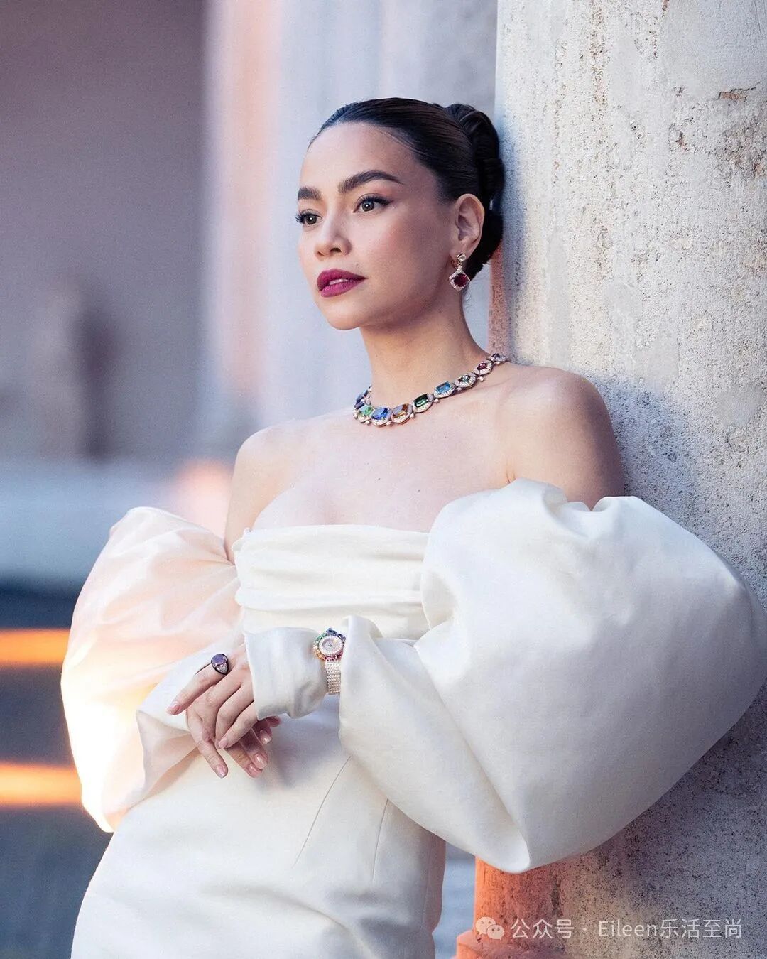 日本名媛敢抢上位?神颜美人戴3亿珠宝聚齐到底有多少看点?