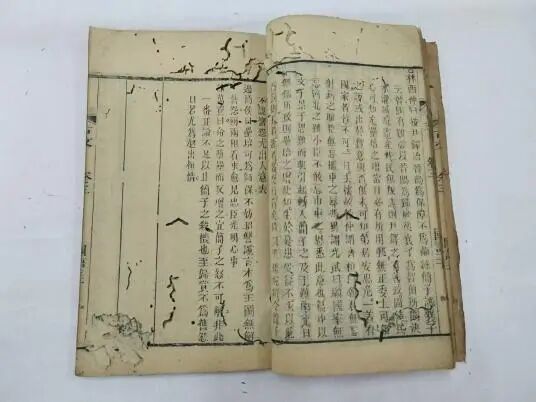 修复前书影