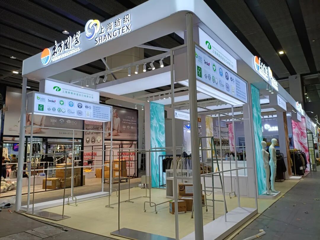 广交会室外特装展位搭建现场
