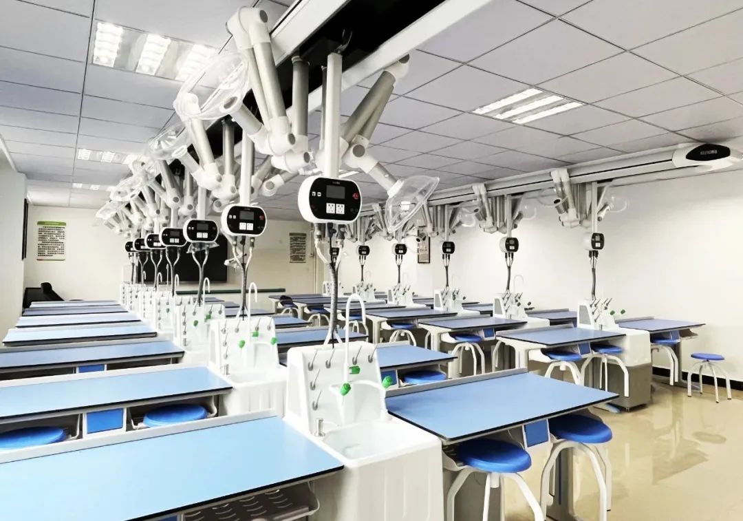 重庆市国维外国语学校2025年秋季学期招生简章