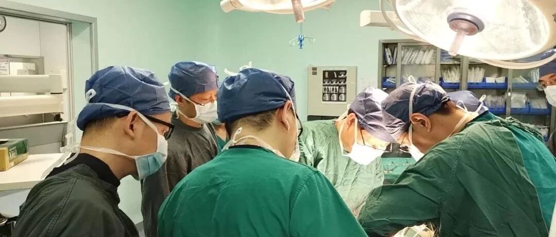 10个科室30位专家齐上阵，死里逃生大抢救，急诊科主任提醒千万小心！