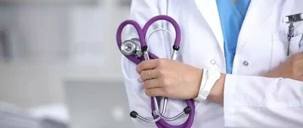 手上长透明小水泡？当心是身体发出的求救信号！