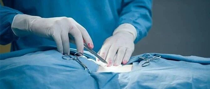 26岁女子每天放屁50多次，送医后化验单吓到医生