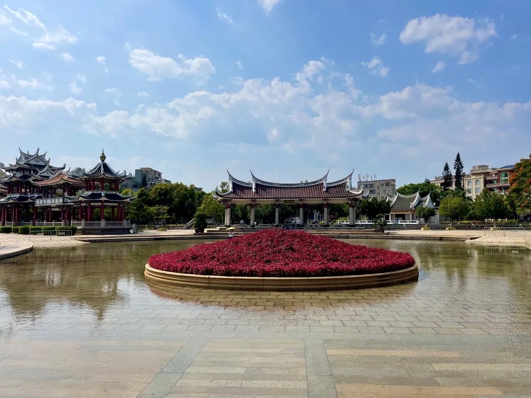 壯觀集美鰲園再現大鰲戲珠奇景