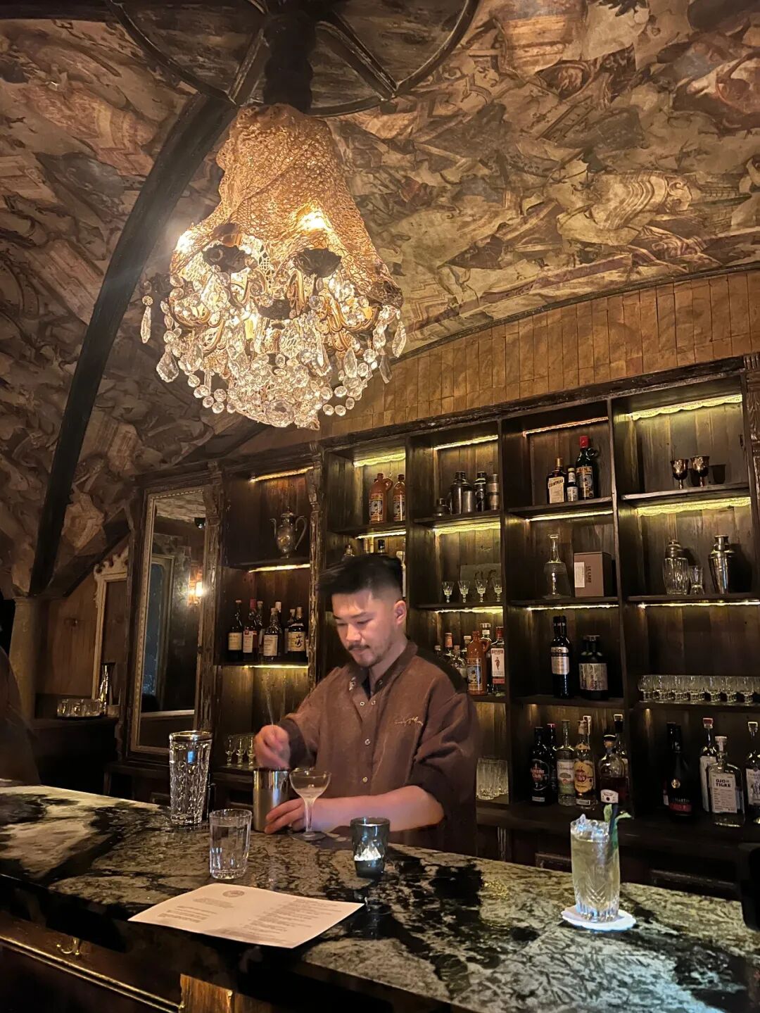 A Rose By Any Other Name ： Shakespearean Bar on Nanchang Lu, Shanghai