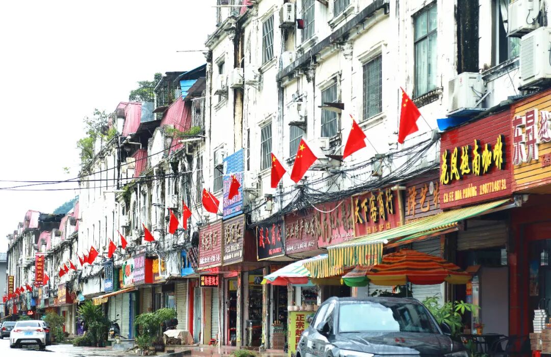 广西友谊关公路口岸扩大开放浦寨商企发展信心倍增