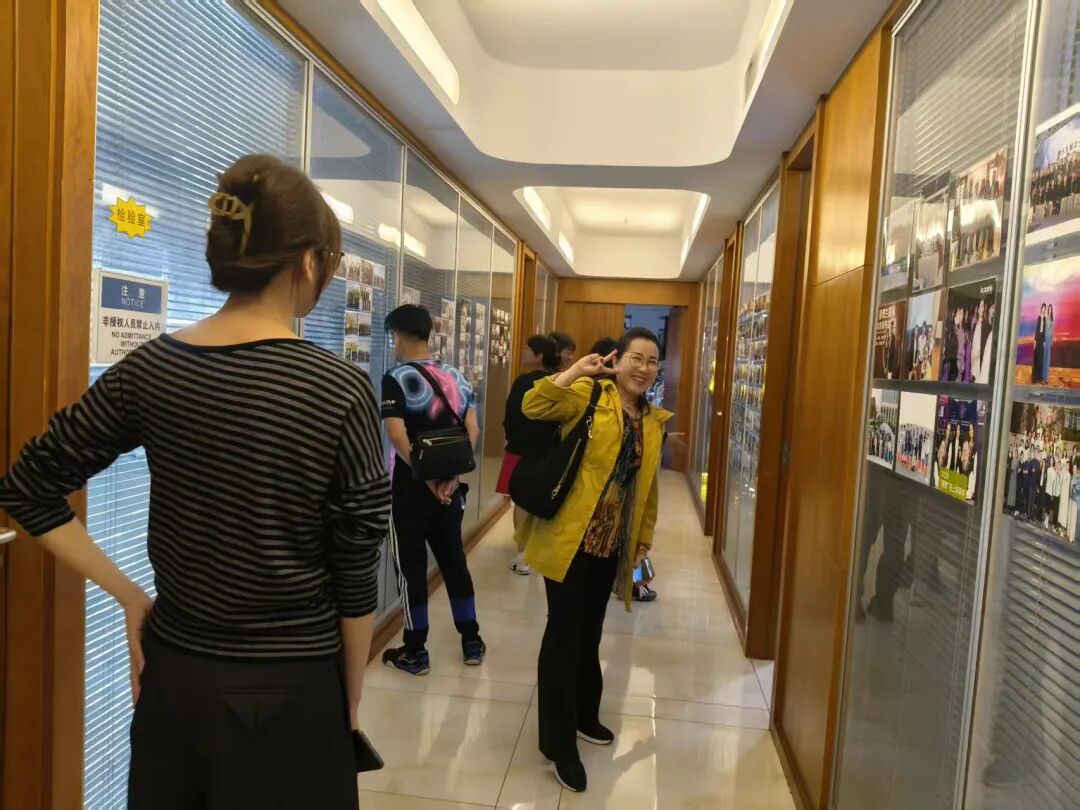 台湾省高雄市理烫发美容业职业工会一行莅临葆蒂兰国际-美熙（上海）生物科技有限公司