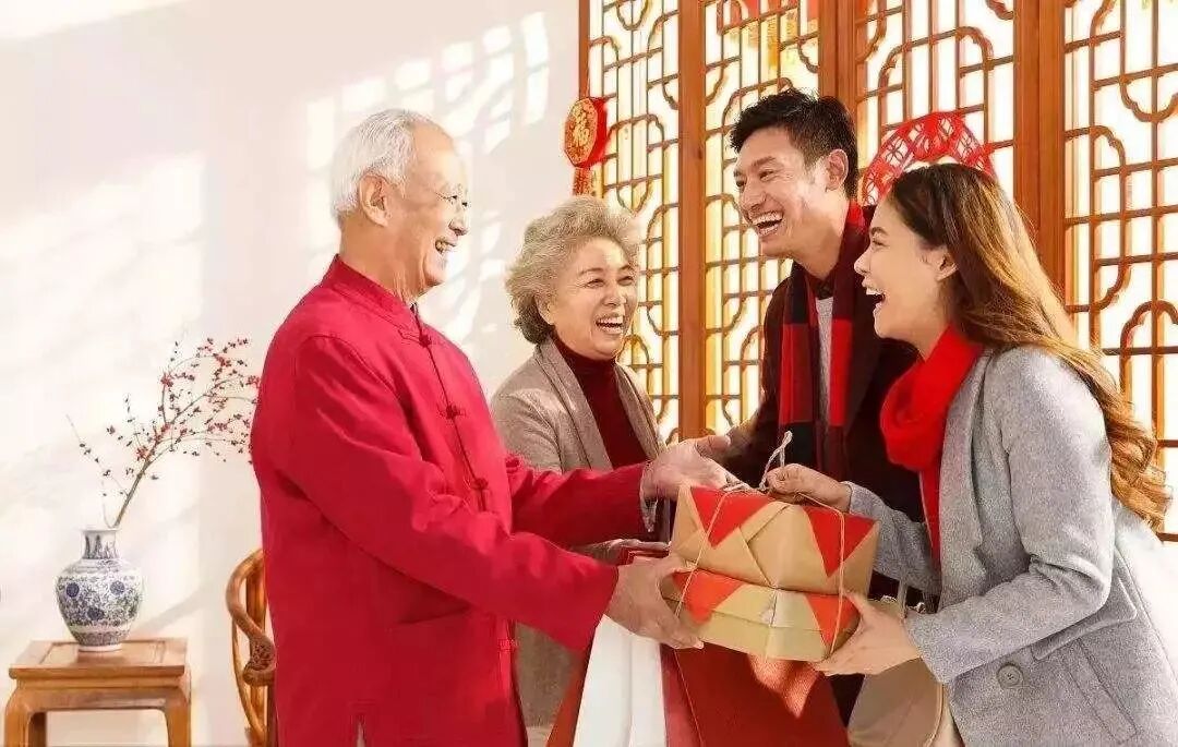 帝王池祝大家国庆快乐，合家安泰