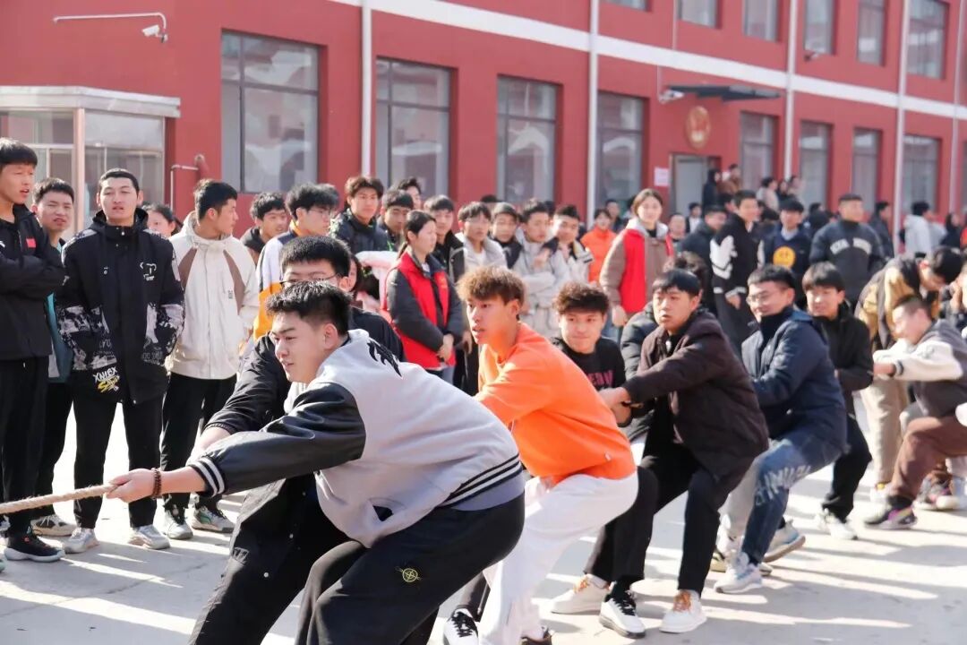 同文学院榆次校区拔河争霸赛