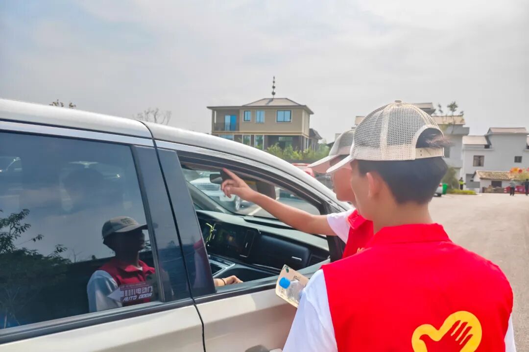 江西文理技师学院志愿者5