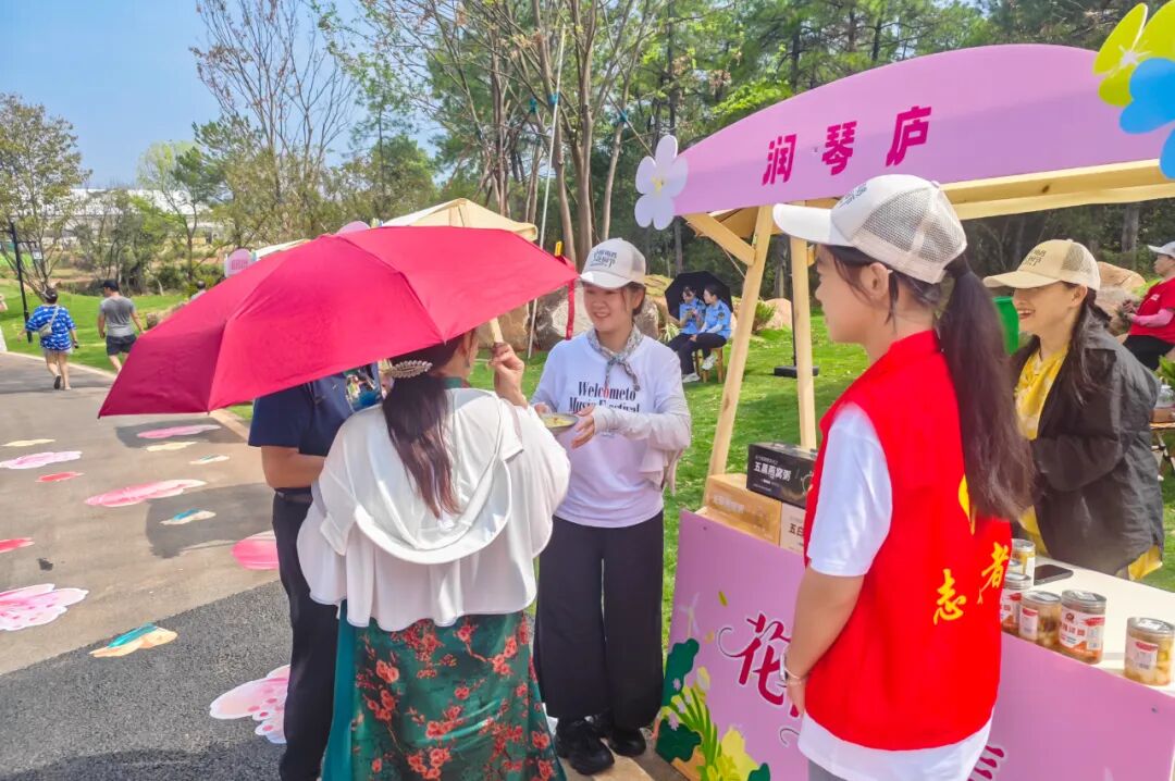 江西文理技师学院志愿者4