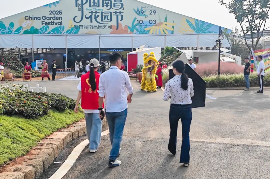 江西文理技师学院志愿者7