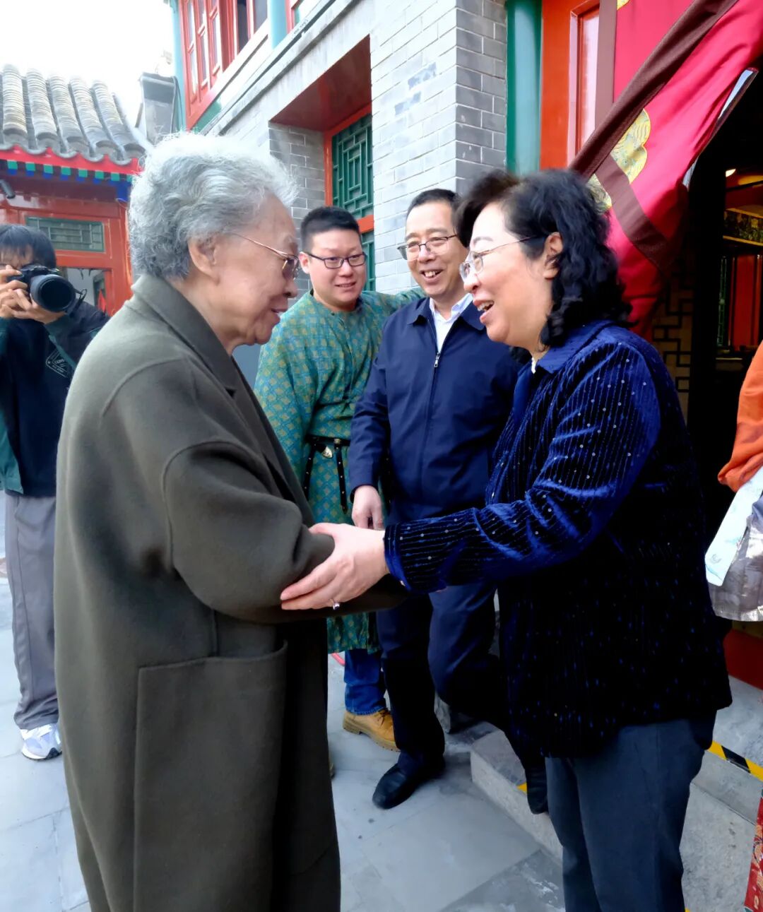 20240315北京市委参加西城区委主办的“芬芳玫瑰 馥郁书香”京致阅读活动1.jpg