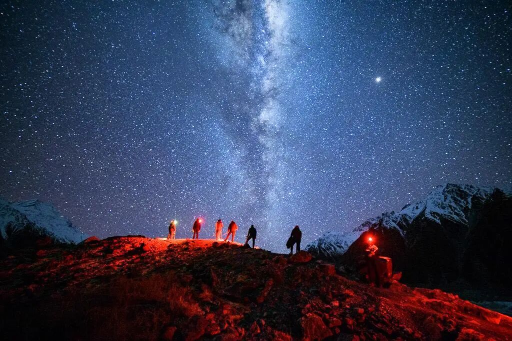 Stargazing Across New Zealand: A Night in Aotearoa | Go New Zealand
