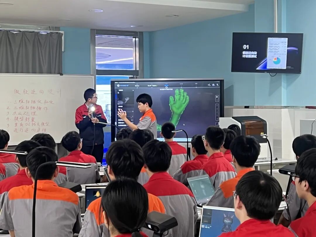 智能制造專業(yè)群 (2).jpg