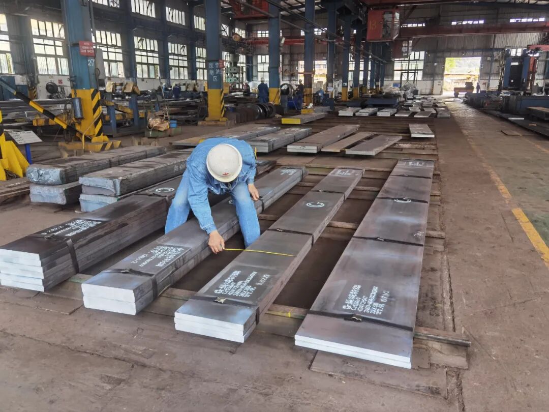 公司扁钢上半年入库创近三年最好水平