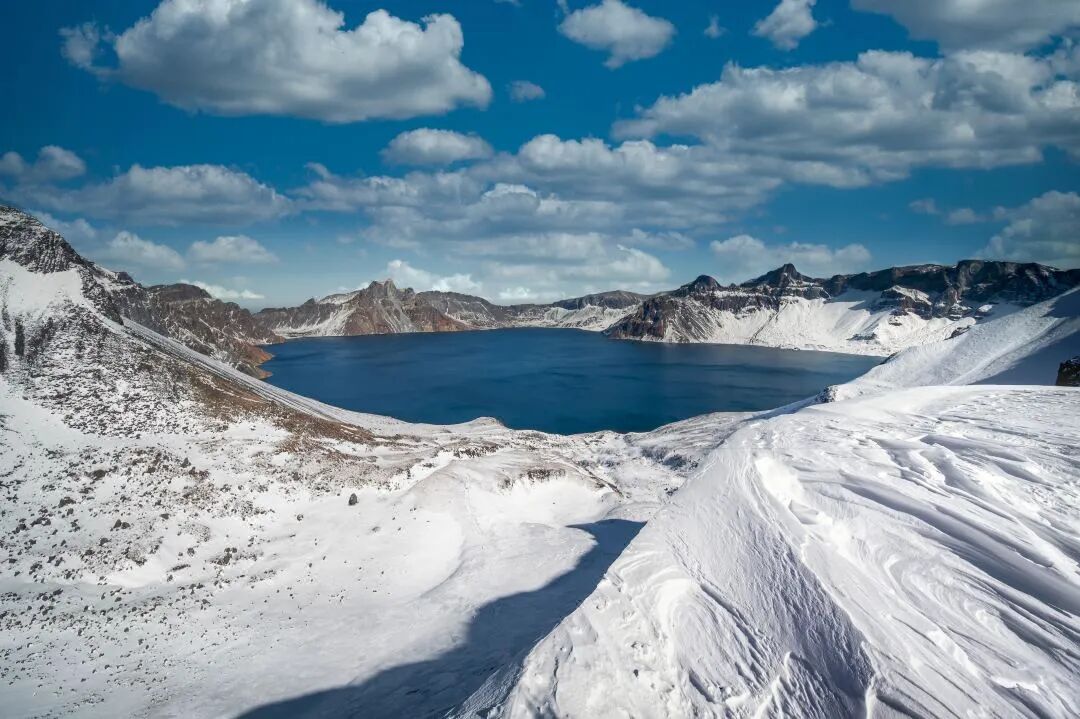 长白山华美胜地雪季预售899元起2晚含滑雪温泉漂流