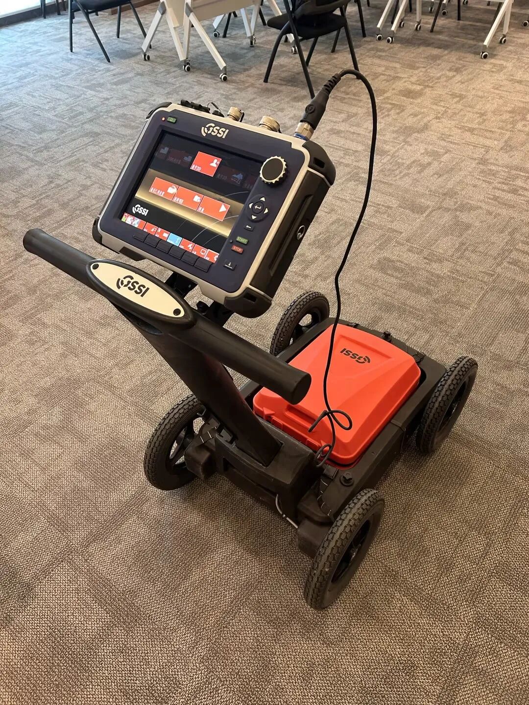 当探地雷达遇上爬壁机器人，城市更新检测进入