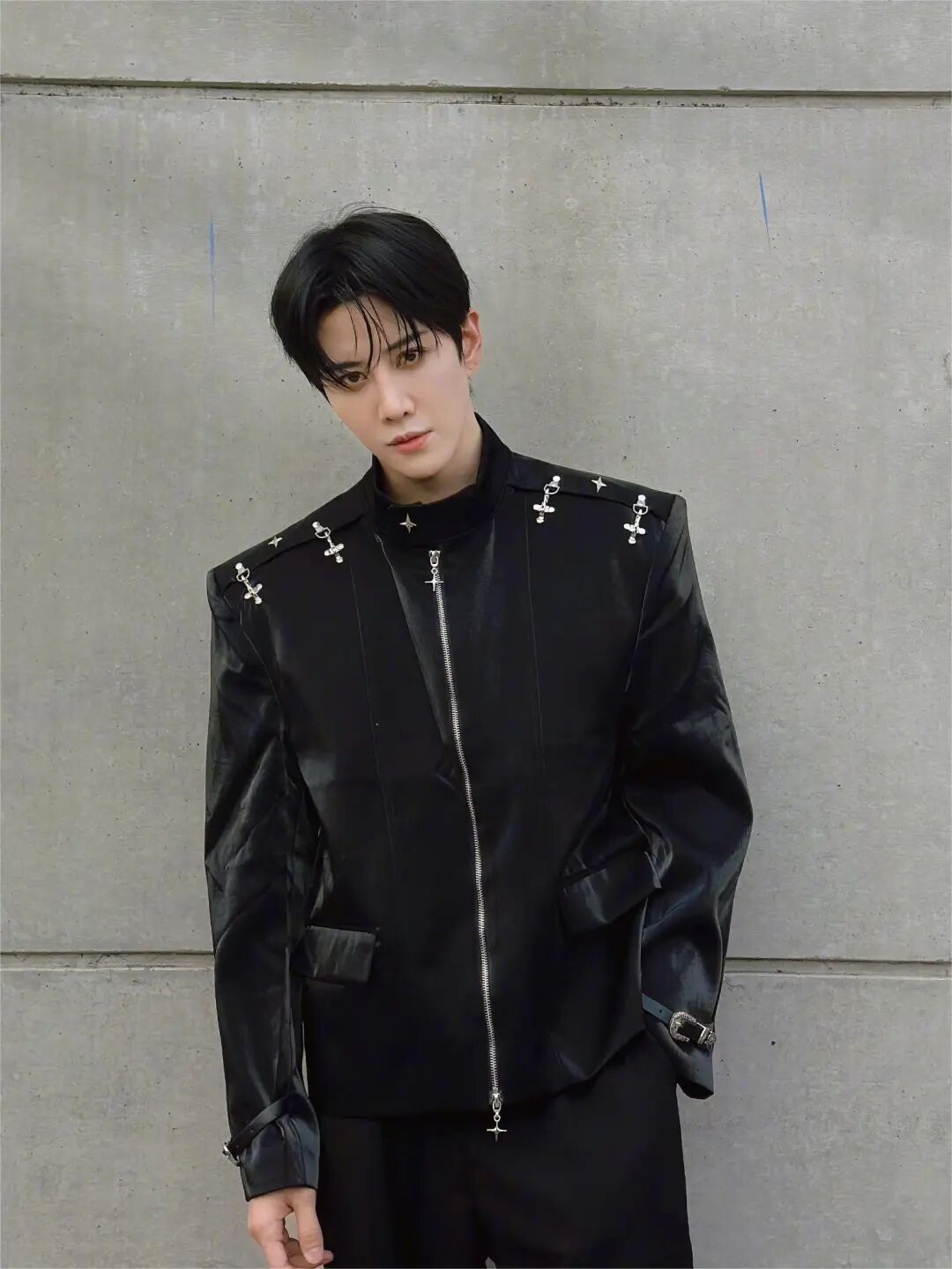 mike澄清没有追女生,在追billkin