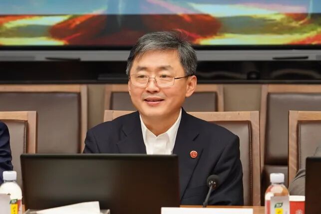 丁奎岭校长和刘卫东副校长专程会见cti认证专家组一行,再次表明上海