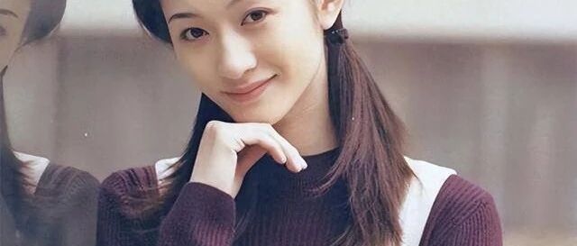 李小冉现实长什么样?路人镜头才是照妖镜,怪不得男闺蜜变成老公