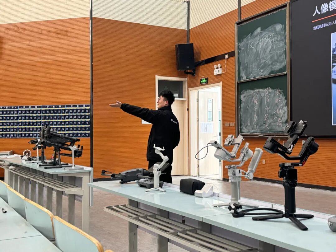 ΢��ͼƬ_20251212175554_20251213124035jpg