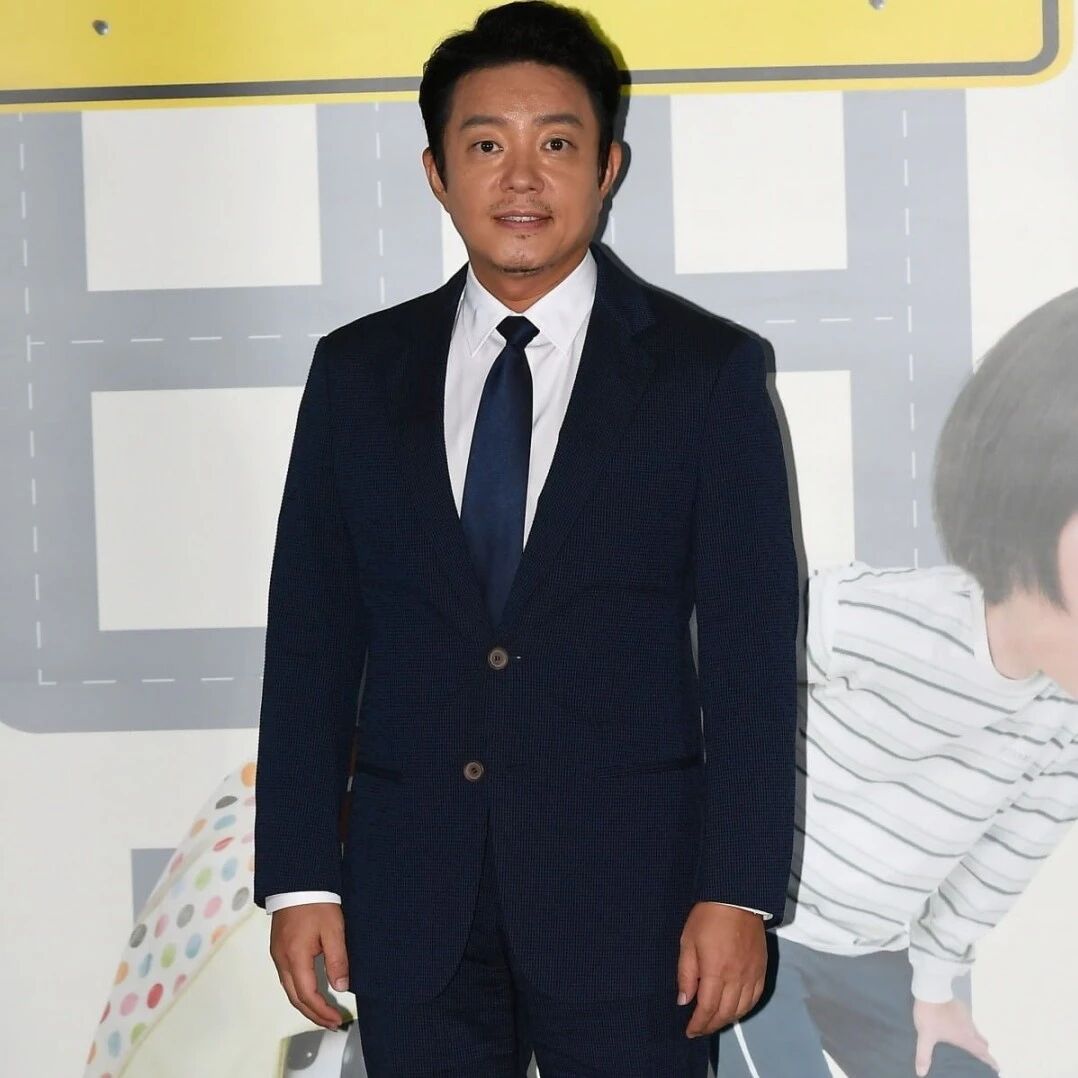 李凡秀与李允珍结束15年婚姻,分开2年后达成协议离婚:将以父母身份彼此尊重