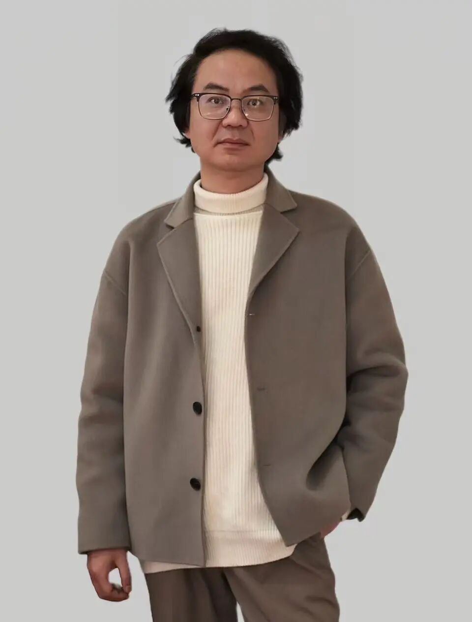 天津美術(shù)學(xué)院工藝美術(shù)系主任、副教授，中國(guó)美術(shù)家協(xié)會(huì)漆畫(huà)藝術(shù)委員會(huì)委員 胡本七.jpg