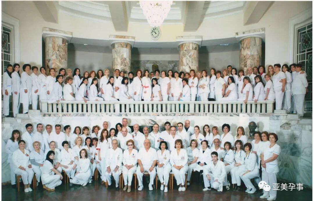 试管婴儿技术：现代科技下的利与弊