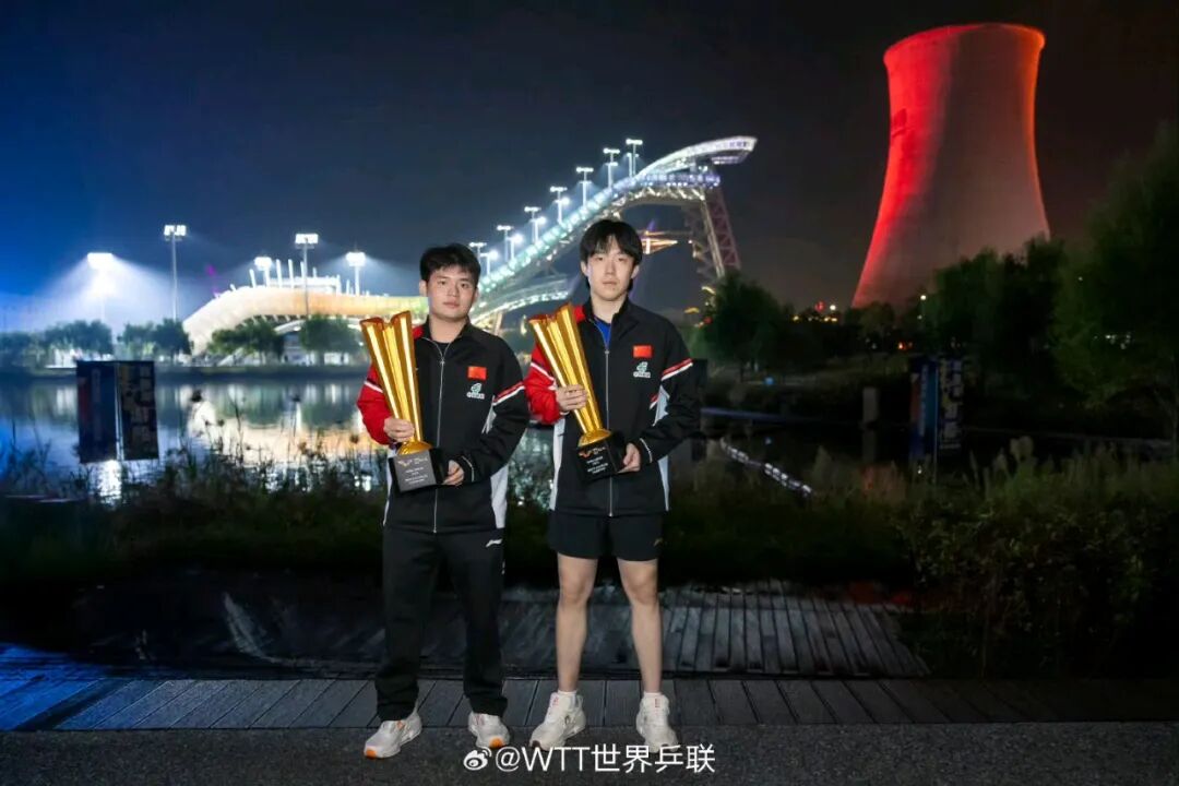 林诗栋中国大满贯后发文,灯光之下，球台之前！林诗栋发文告白乒乓球，字里行间皆是热..