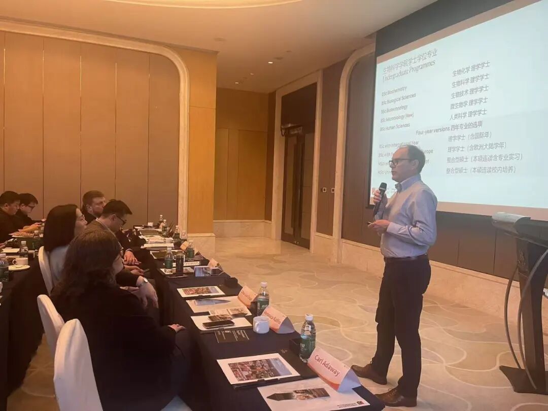 Stephen Minchin生物科学系副教授1.jpg