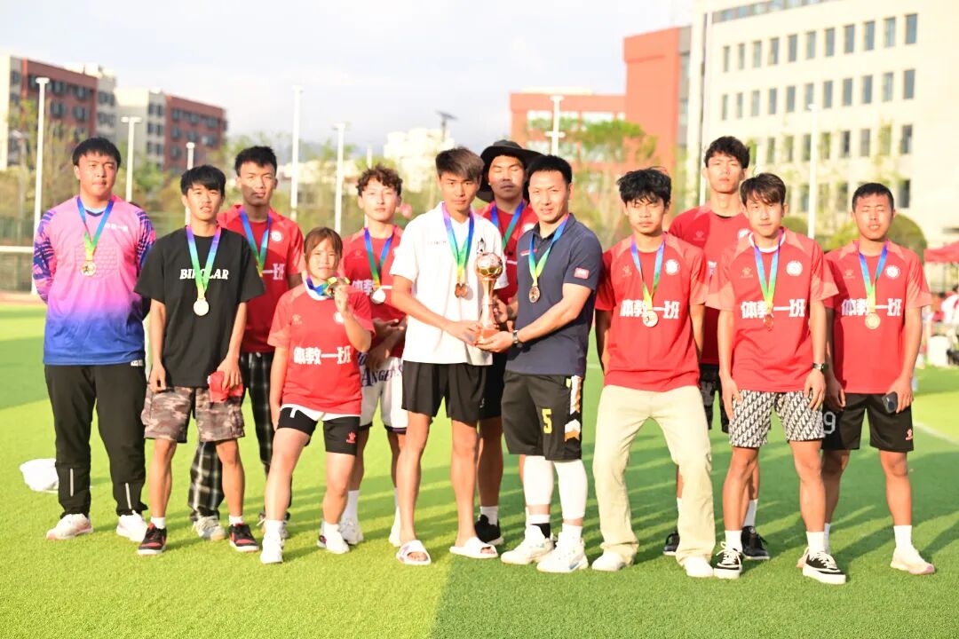 WEvenCMJ_jm9g.jpg?auth_key=1745769599-0-