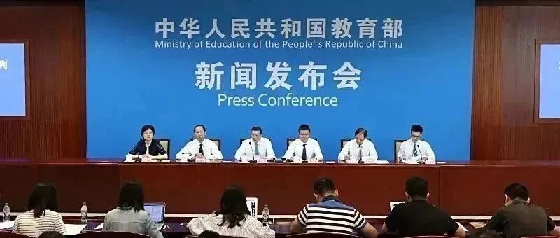 我国急缺50万书法教师！25万年薪聘书法教师，还有国家正式编制！