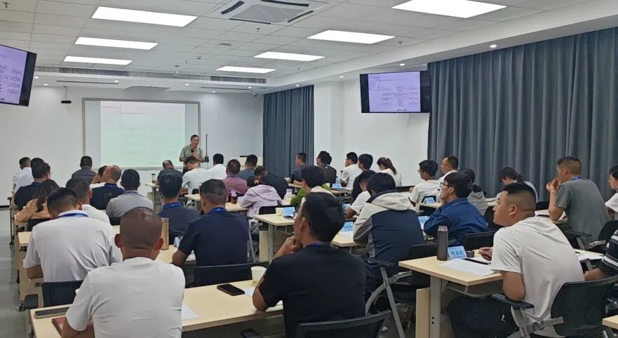 培训动态,深学笃行启新程——楚雄市教育体育系统管理干部能力提升研修班圆满落幕深学笃行启新程——楚雄市教育体育系统管理干部能力提升研修班圆满落幕,深圳教育研修院