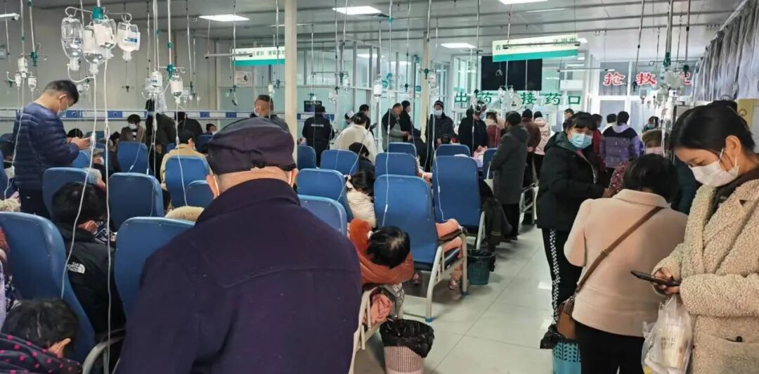 支原体、衣原体肺炎咳嗽总不好，阿奇霉素为什么都不灵了呢？中医疗法有奇效。