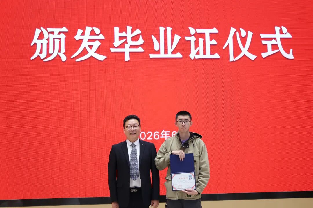 012A2108 拷贝.jpg