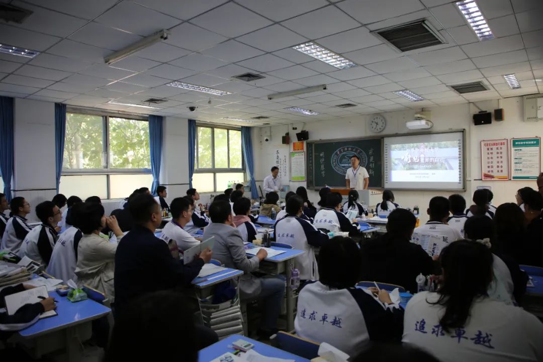 助力学子放飞大学梦想！这份连续十三年的高校约定如约而至！-半岛官网App下载(图141)