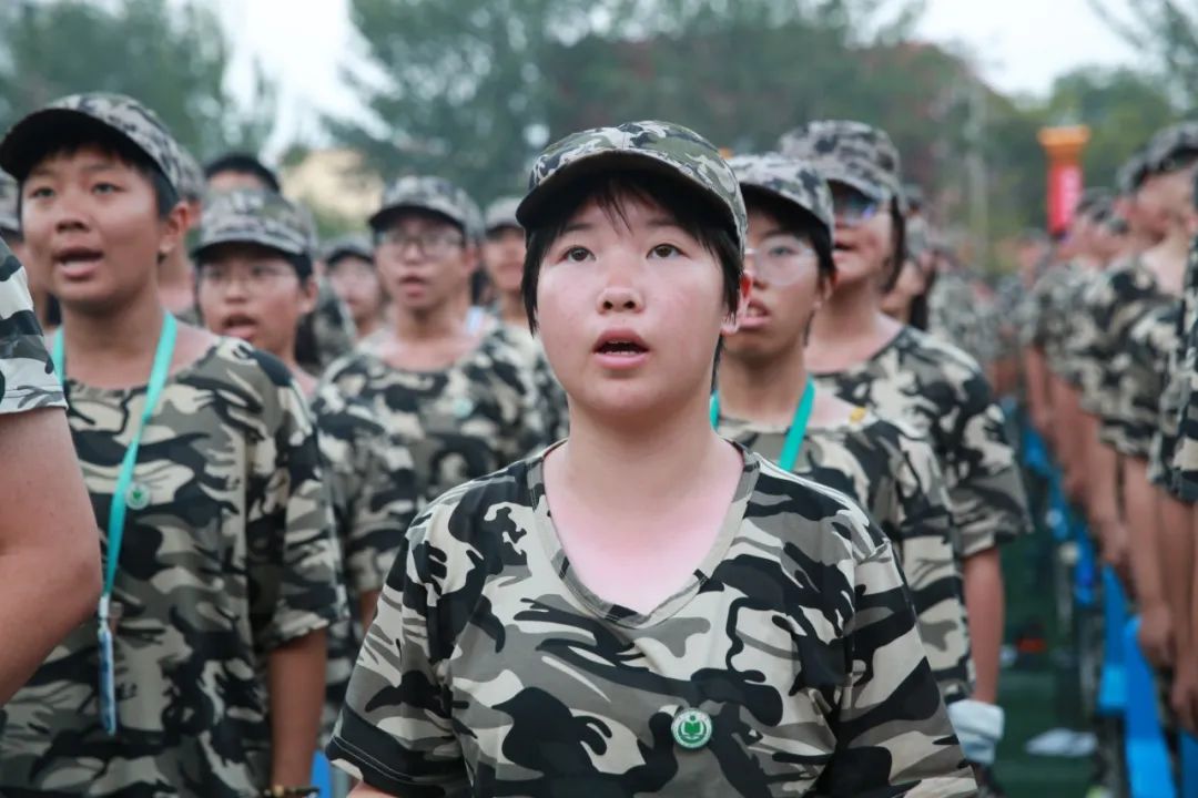 “雷火电竞首页”衡水中学2023-2024学年度开学典礼圆满举行(图32)