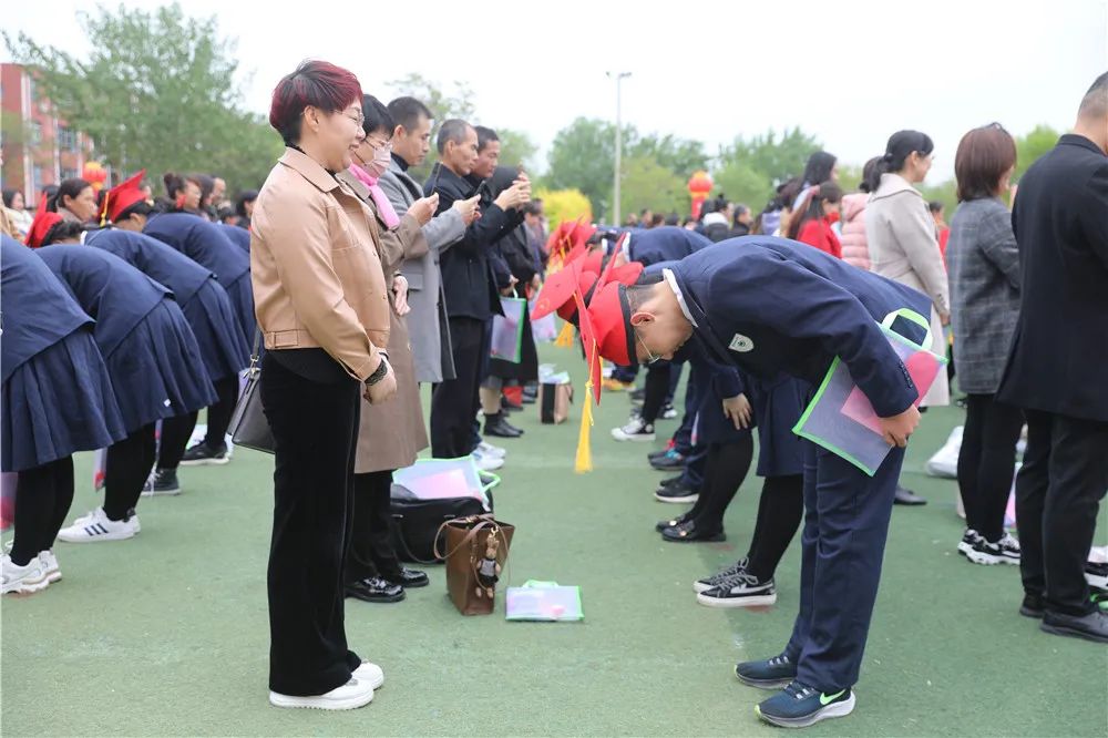 “ag九游会官网登录”意气风发，十八追梦！成人礼，我们最耀眼！(图37)