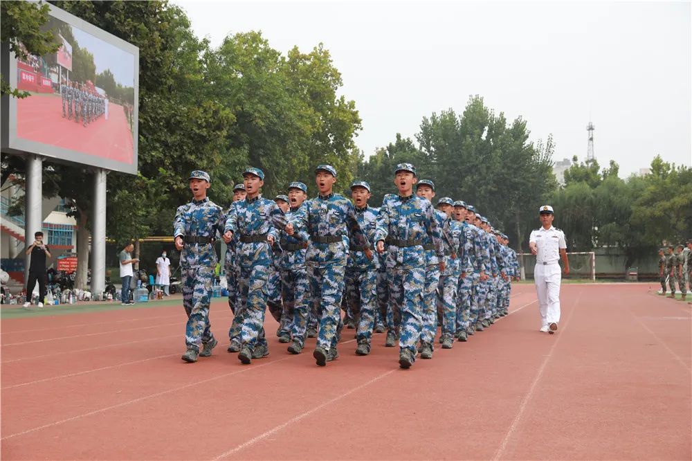 雷火电竞在线登录官网：意气风发，展露锋芒！历经十天，衡中学子接受检阅(图8)