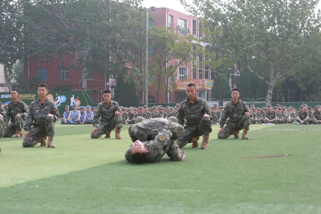 让青春与迷彩来一场同频共振_泛亚电竞(图10)