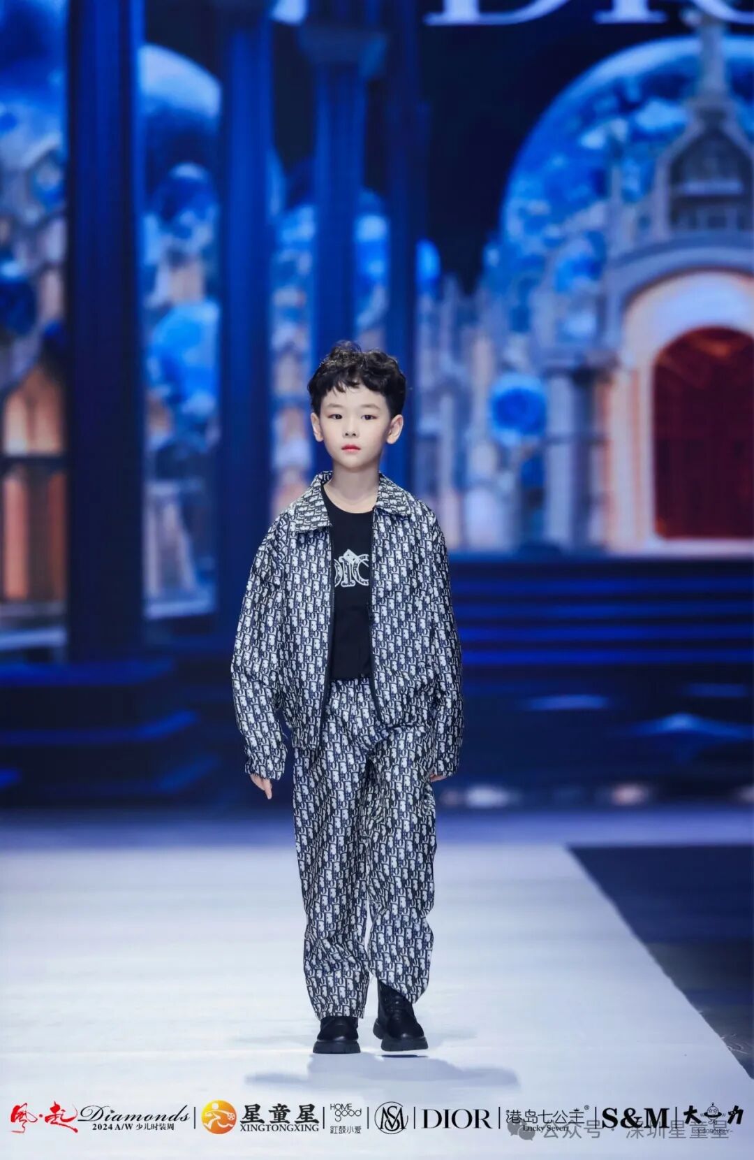 风起Diamonds 2024少儿时装周：童真与时尚的璀璨碰撞(图38)