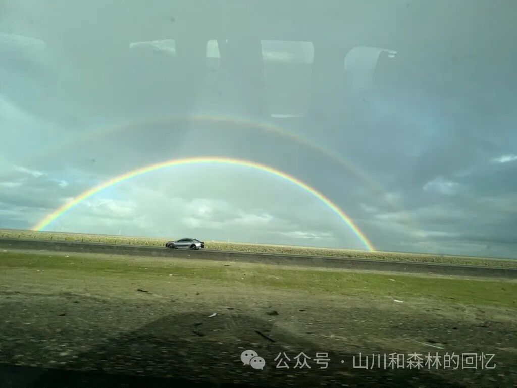 road trip 的魅力：从旧金山返程路上的双彩虹